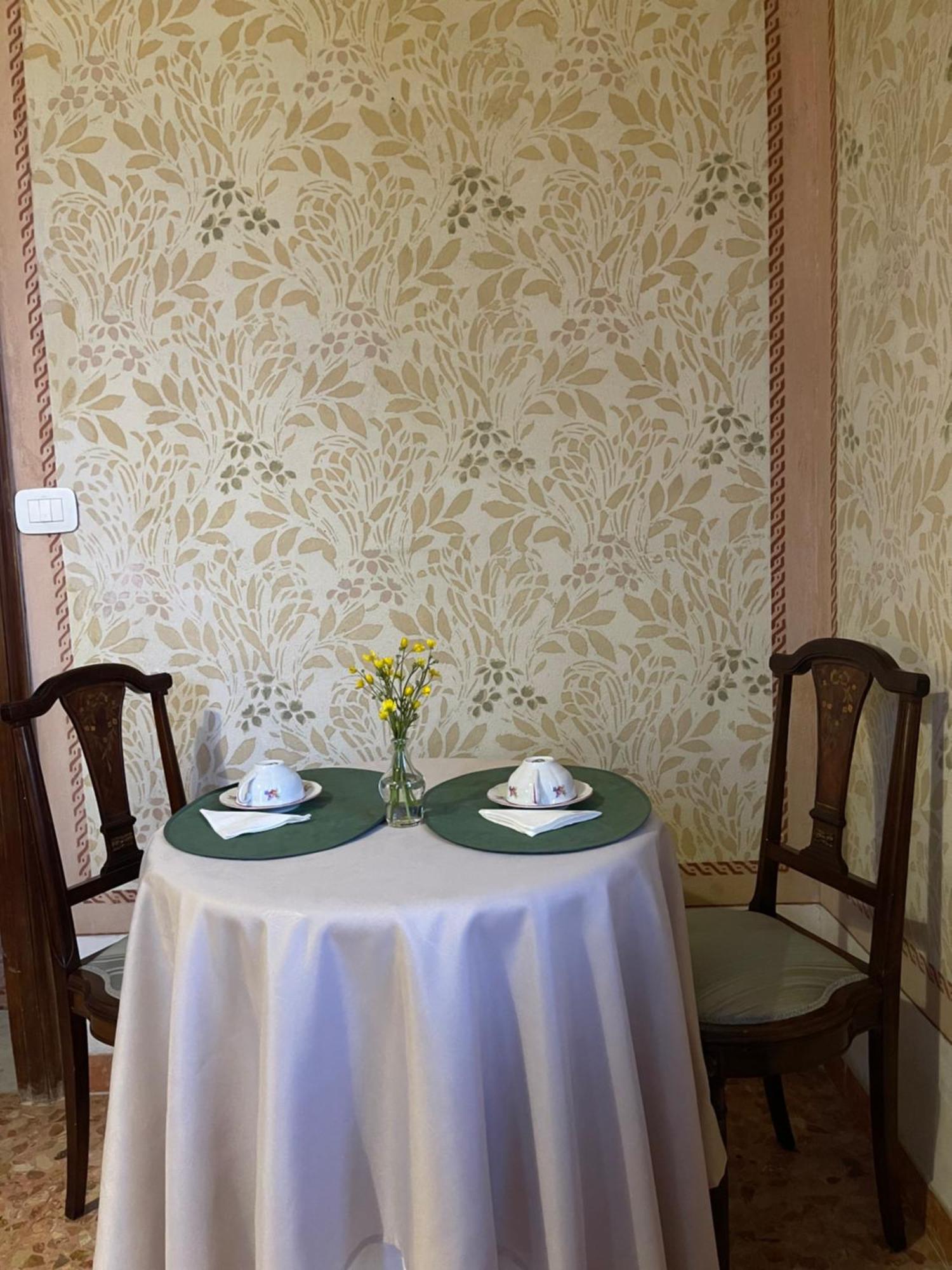 La Casa Sul Lungarno Appartement Uliveto Terme Buitenkant foto